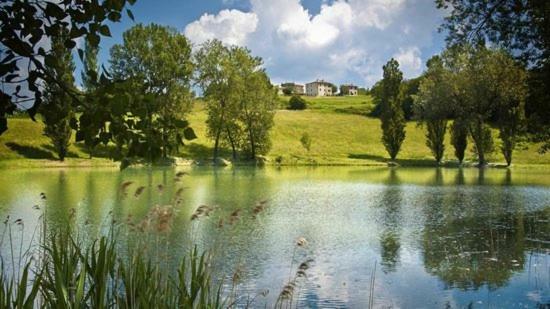 Appartamenti Cenni - Relais Su Lago Varsi Exterior foto