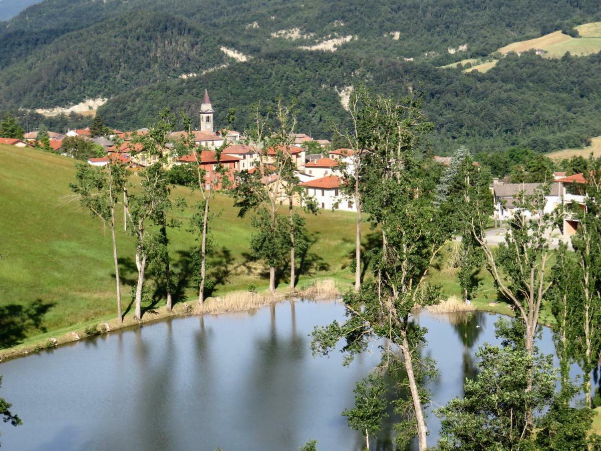 Appartamenti Cenni - Relais Su Lago Varsi Exterior foto